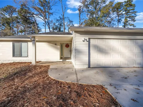 8413 Glenwoods Ter, Riverdale, GA 30274