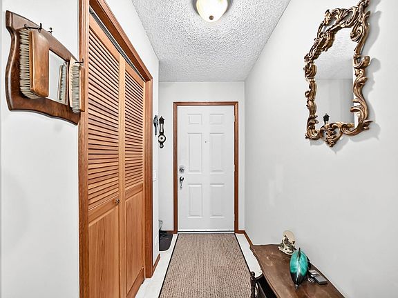 5th image of 272 Woodside Rd NW