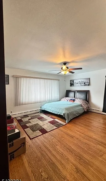 46-50 Guenther Pl — Photo 9