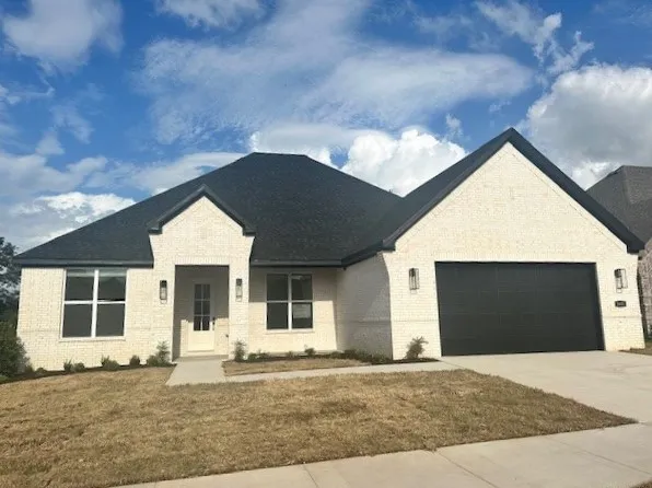 3653 E Greystone Dr, Fayetteville, AR 72764