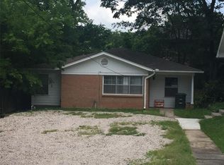 1311 Avenue O, Huntsville, TX 77340