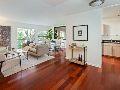 330 S Barrington Ave APT 307, Los Angeles, CA, 90049