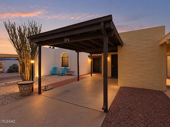2nd image of 1376 S Desert Meadows Cir