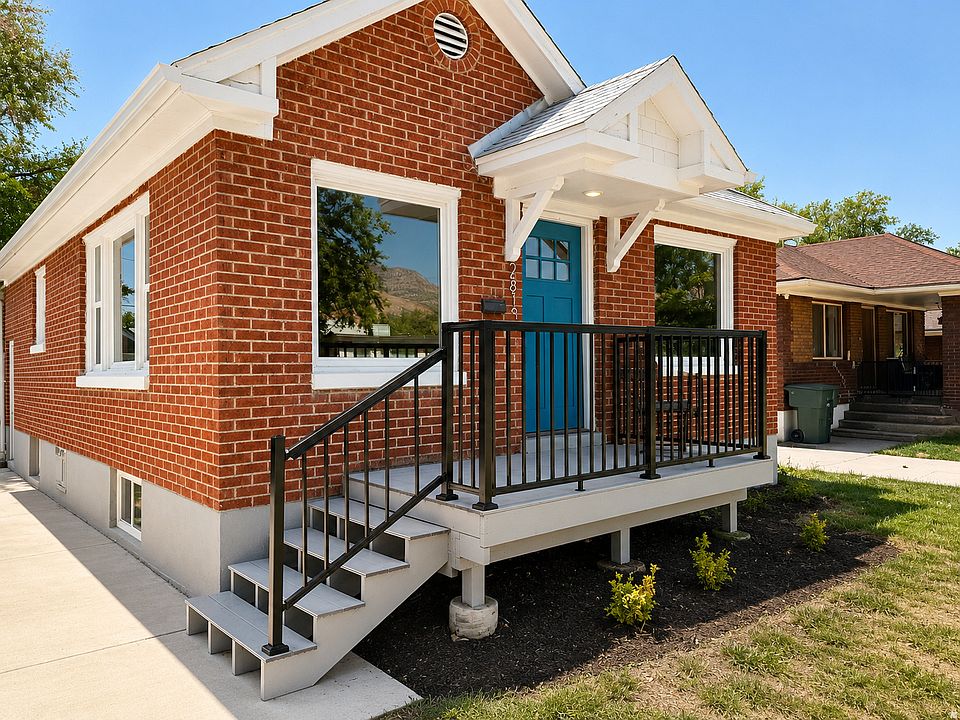 1st image of 2813 Fowler Ave