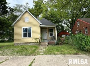 2113 W Howett St, Peoria, IL