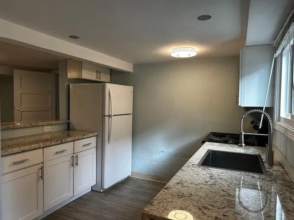 10836 1st Avesw #B, Seattle, WA 98146