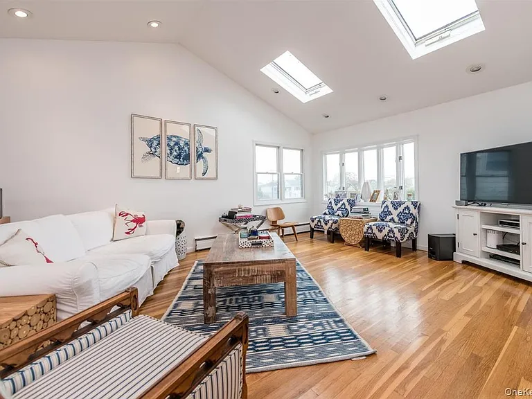 381 Lido Blvd — Photo 5