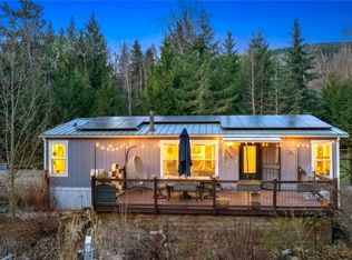 26497 Helmick Rd, Sedro Woolley, WA 98284