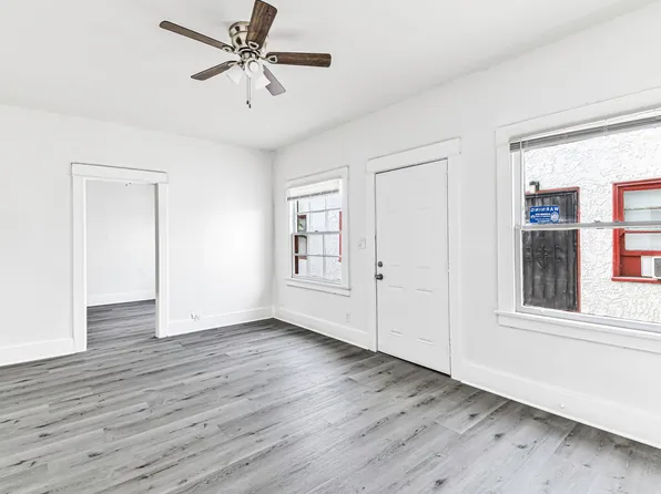 1045 E 4th Street, 1045 E 4th St APT 12, Long Beach, CA 90802