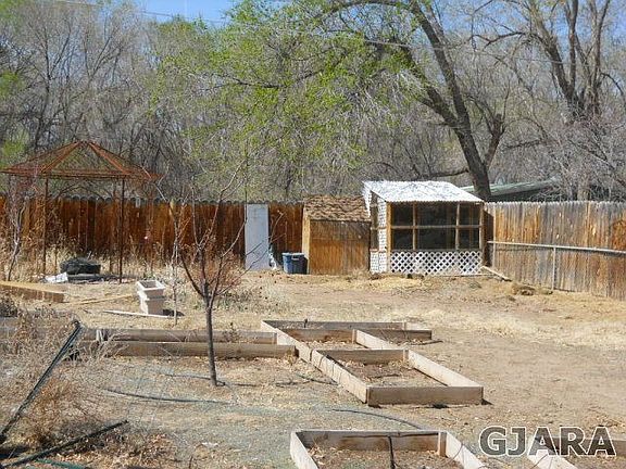 4th image of 635 Panorama Dr