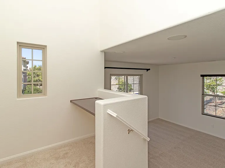 2110 Silverado St — Photo 18