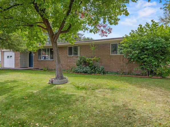 5714 Schiesel Ave, Klamath Falls, OR 97603