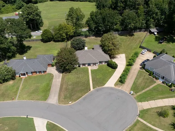 1252 Mallard Cir, Tuscaloosa, AL 35405