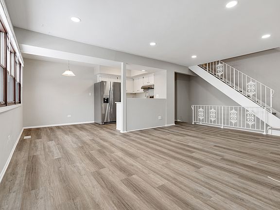 4th image of 262 Inverrary Ln #262