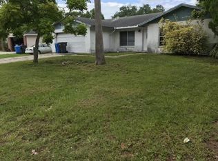 1913 Old Sawmill Rd, Brandon, FL 33510