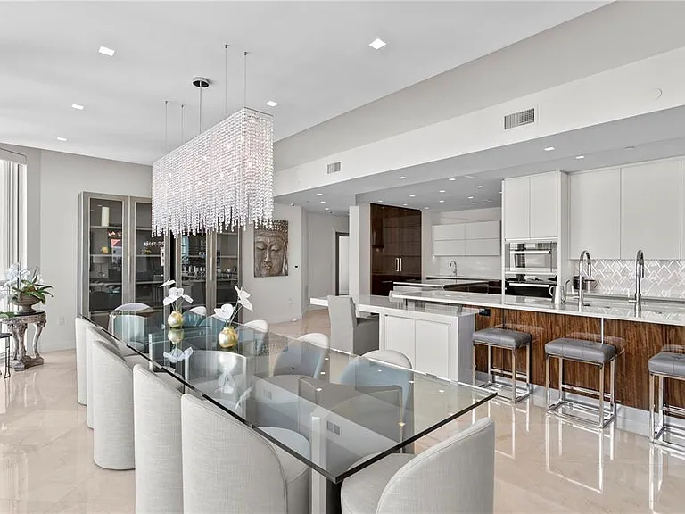 450 Knights Run Ave #1801 — Photo 17