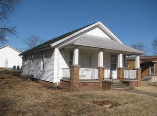 109 W Public St, Ava, IL 62907