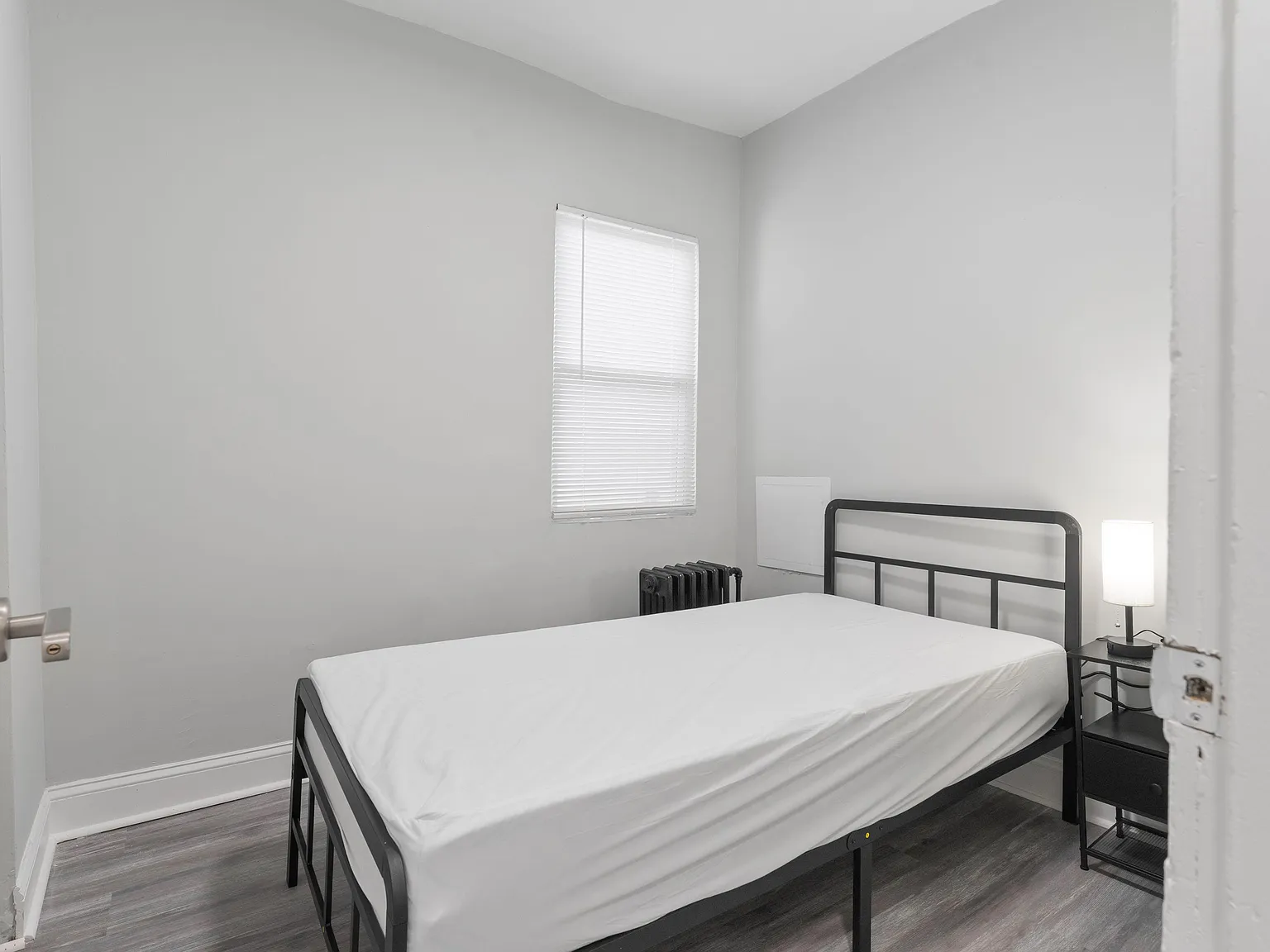 4 bed, 4.0 bath, 1743 sqft, $728 — Photo 2