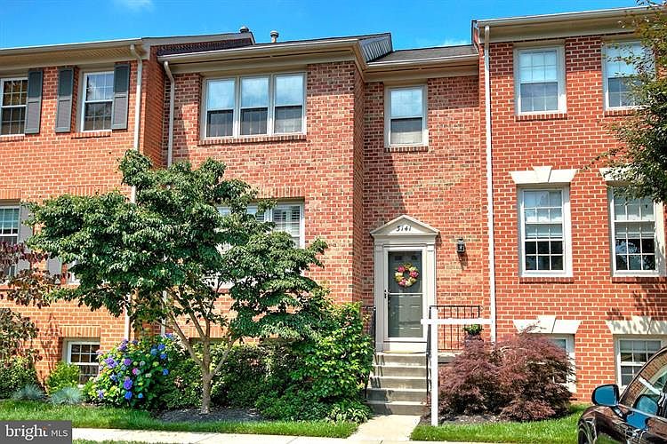 1st image of 3141 Stratford Ct