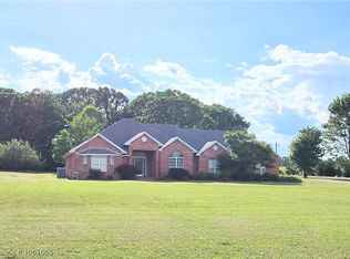 1905 Nickletown Rd, Greenwood, AR 72936