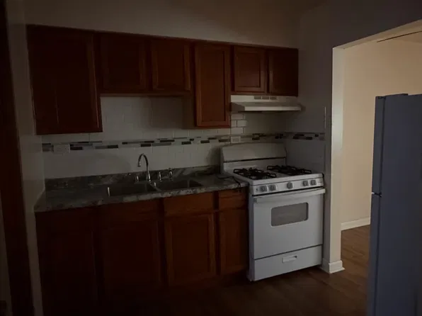 602 N Wolf Rd APT 4, Hillside, IL 60162