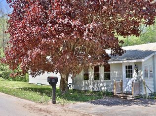 13 Canal St, Champlain, NY 12919