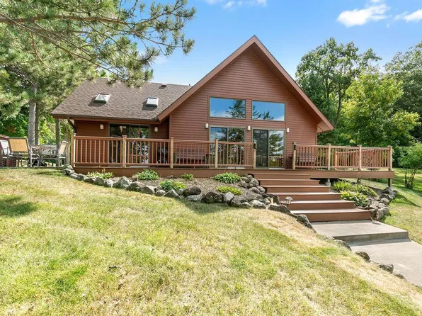 33360 Lone Pine Dr, Browerville, MN 56438