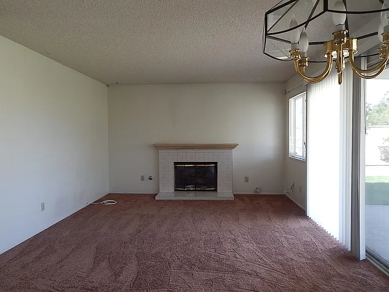 20410 Mesa Oak Dr — Photo 8