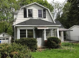 40 Hartfeld Dr, Rochester, NY 14625