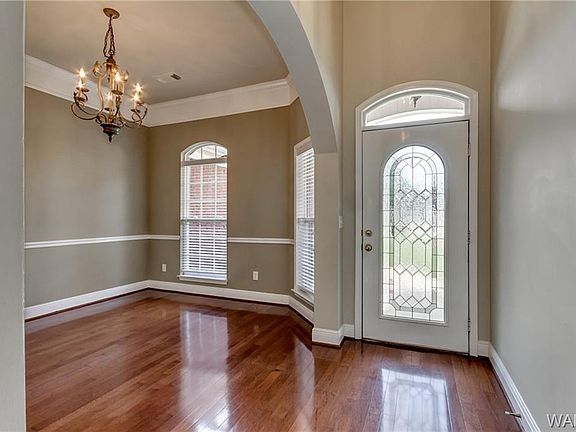 2nd image of 11534 Courtney Ln