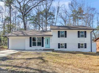 6731 Gano Dr, Riverdale, GA