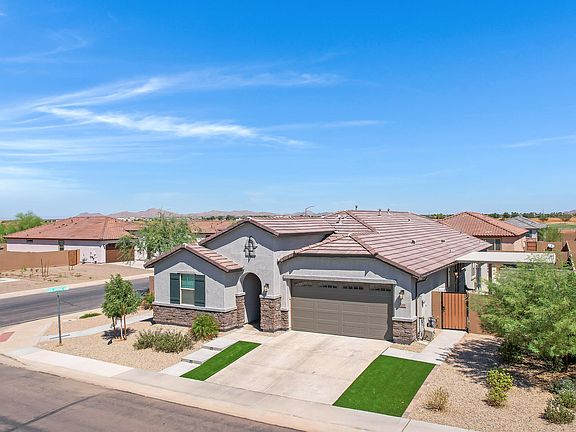 5th image of 418 E EMERALD Drive