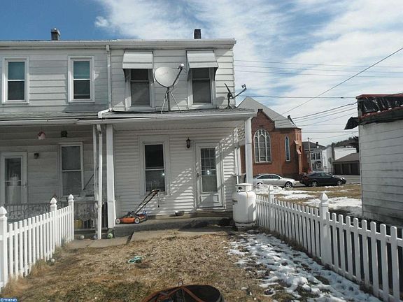 3rd image of 10 N Front St