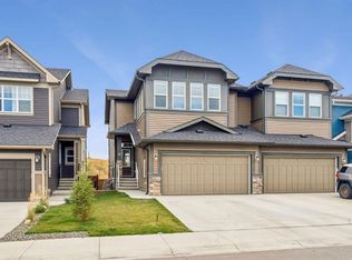 63 N Fireside Cres, Cochrane, AB T4C 2L4