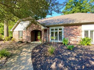 3530 N Woodland Point Dr, Martinsville, IN 46151