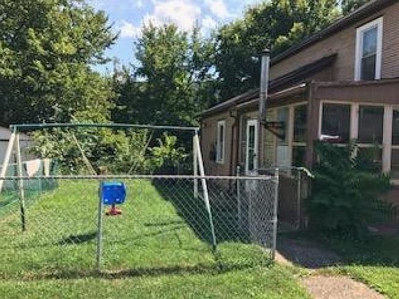 3rd image of 2112 Ohio Ave