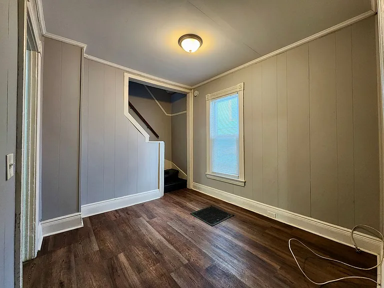 670 Garson Ave — Photo 11