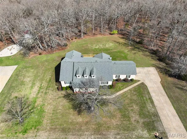 474 Huntington Trails Dr, Festus, MO 63028