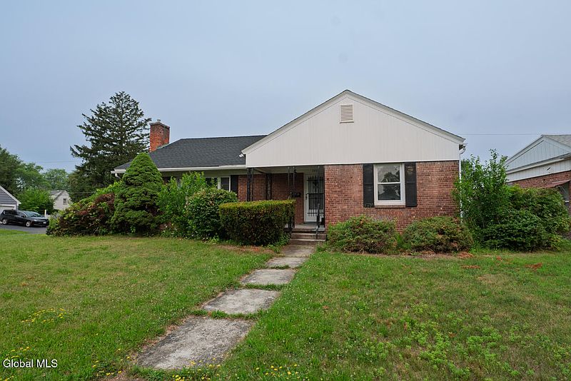 2nd image of 360 S Manning Boulevard