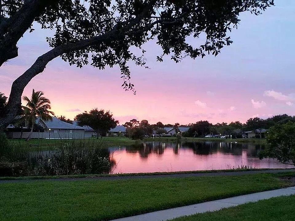 2nd image of 3984 NW Cinnamon Cir #3984