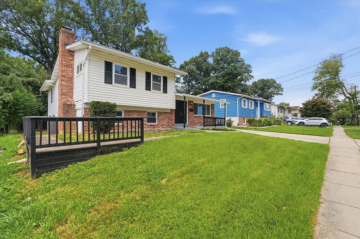 7 bed, 2920 sqft, $5,500 — Photo 3