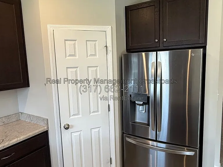 5509 W Woodhaven Dr — Photo 13