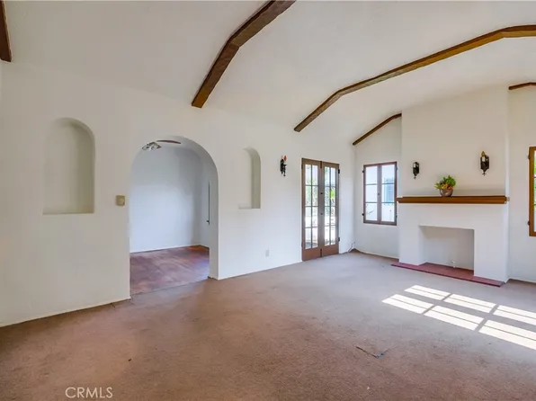 3586 Lewis Ave, Long Beach, CA 90807