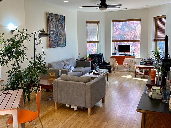 3rd image of 2545 N Avers Ave APT 2