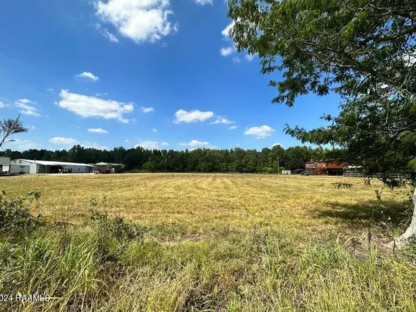 137 Schoeffler Rd, Carencro, LA 70520