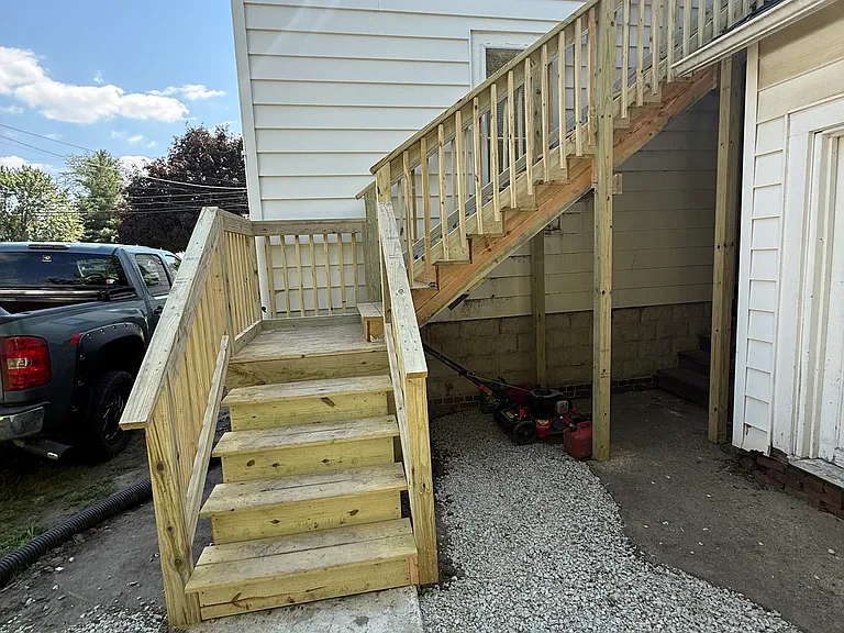 459 E State St #B — Photo 1