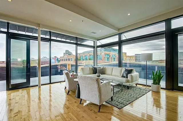 801 Saint Joseph St #Penthouse 1 — Photo 8
