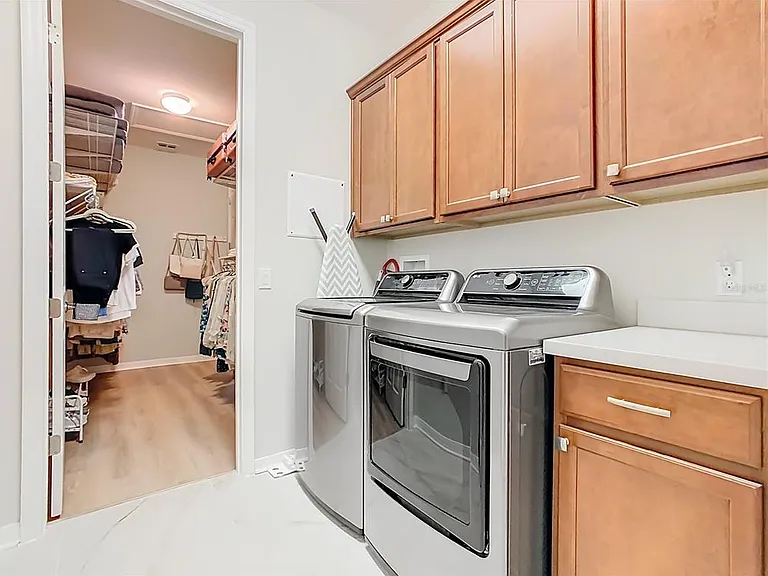 790 Carmel Ln — Photo 42