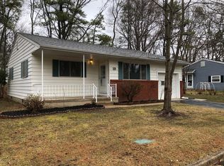 19 New York Dr, Whiting, NJ 08759