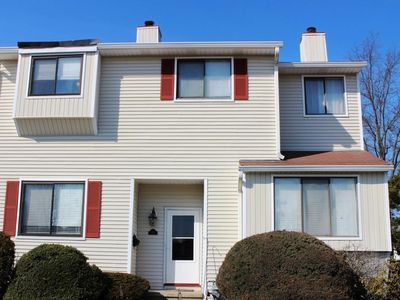 525 Clubhouse Dr, Middletown, NJ, 07748